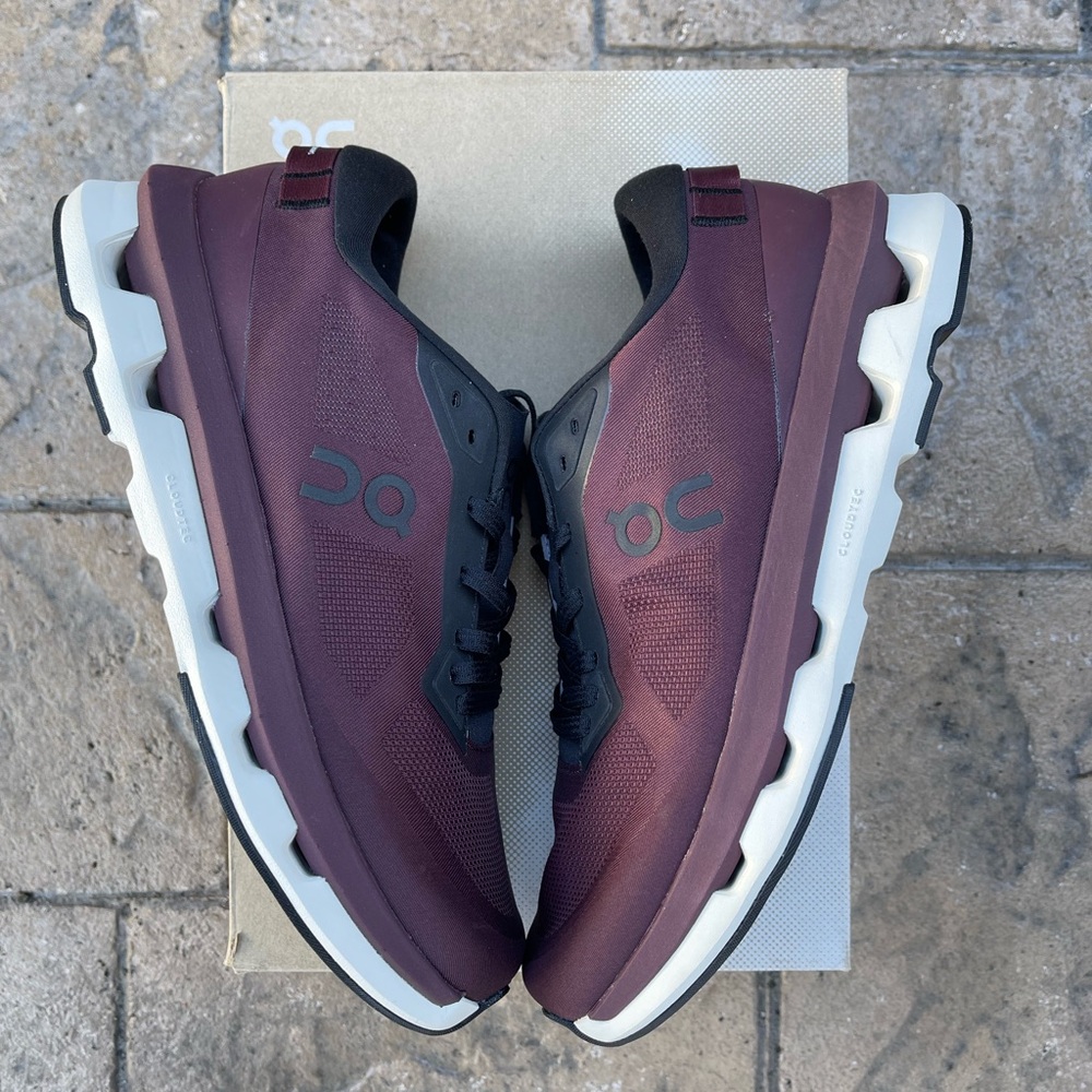 ON Running Cloudzone ‘Mulberry Black’